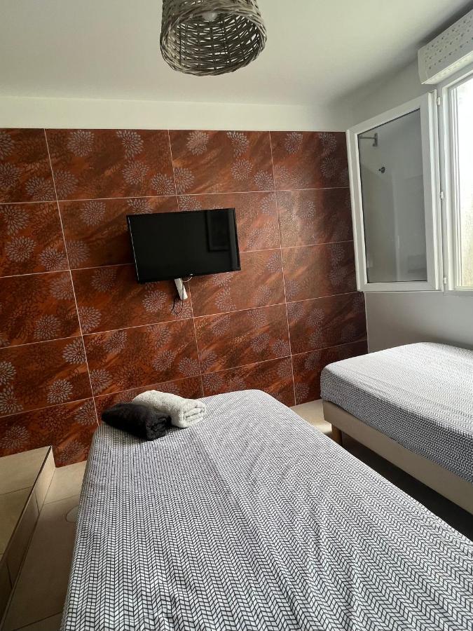 Appartement 4 Personnes, Aeroport Marseille Marignane Exterior foto